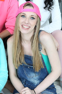 Roxy Nicole's Nude Picture