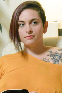 Rozen Debowe's Nude Picture